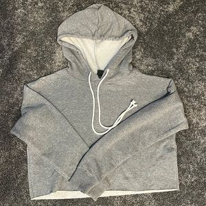 Cropped gray hoodie